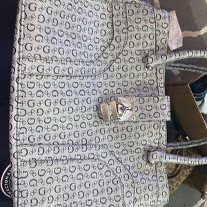 Black and grey guess bag!
